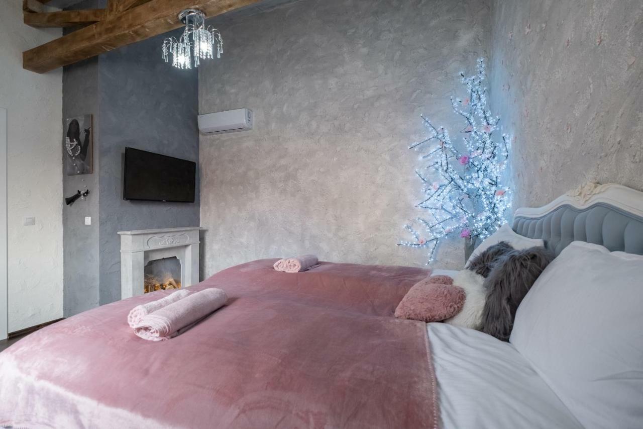 1-Bedroom Designer Apartment On Hristo Belchev Str 索菲亞 外观 照片
