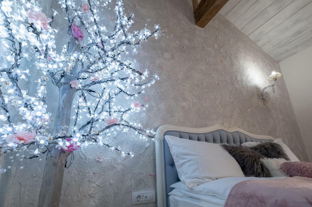 1-Bedroom Designer Apartment On Hristo Belchev Str 索菲亞 外观 照片